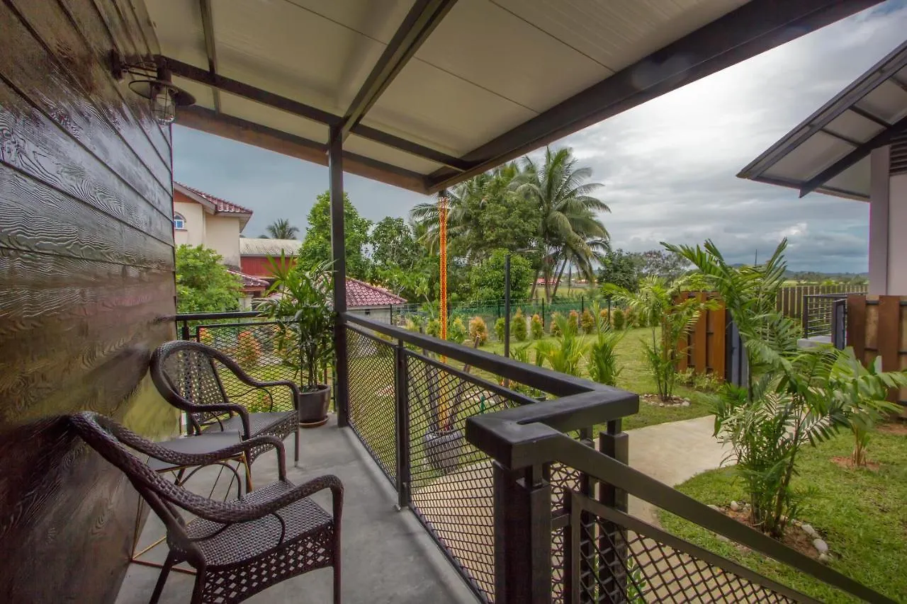 Villa Paddy Padang Mat Sirat
